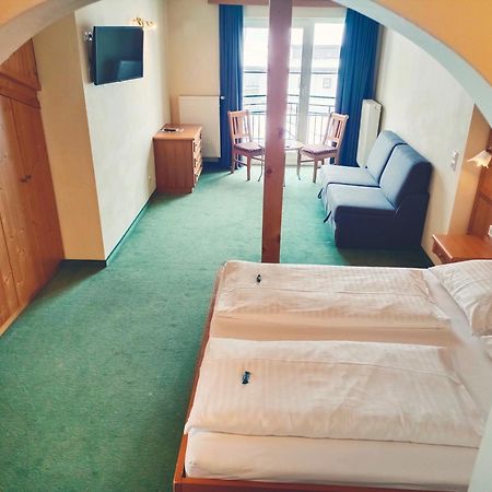 Hotel Gruenwaldkopf Обертауерн Екстер'єр фото