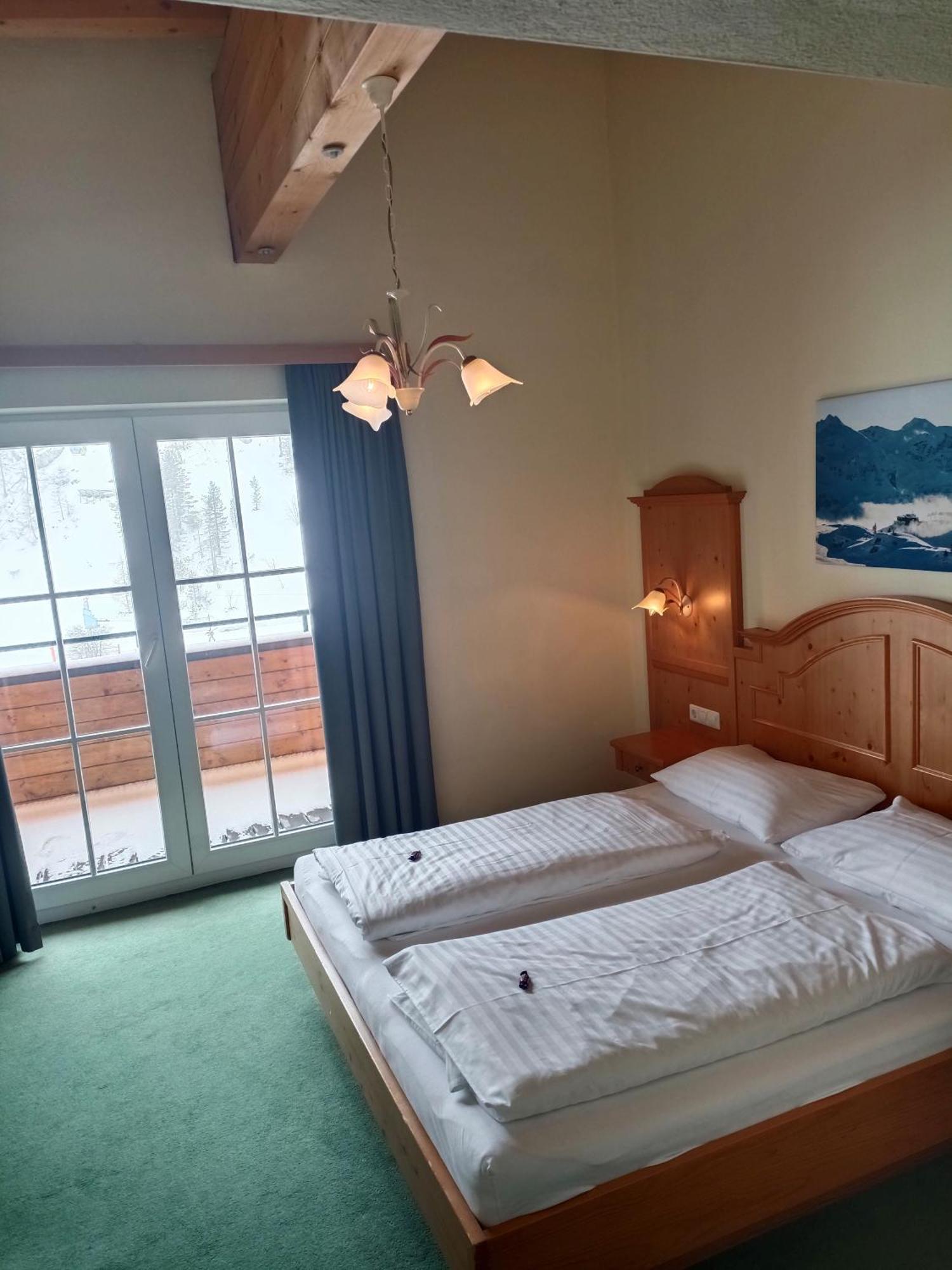 Hotel Gruenwaldkopf Обертауерн Екстер'єр фото