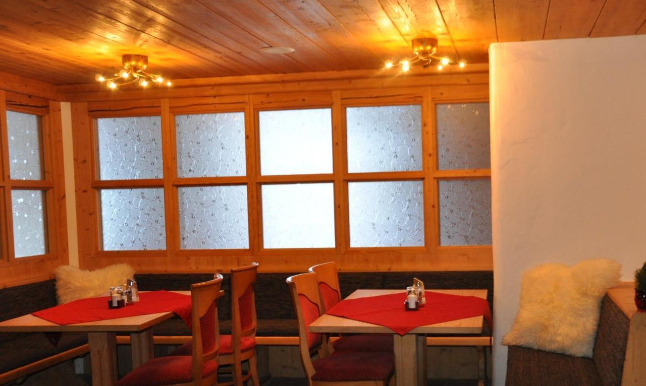 Hotel Gruenwaldkopf Обертауерн Екстер'єр фото